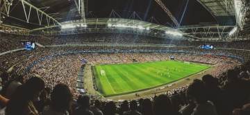 世界杯主办城市找FIFA讨债：挣着150亿，赖账100万？（配图示意）